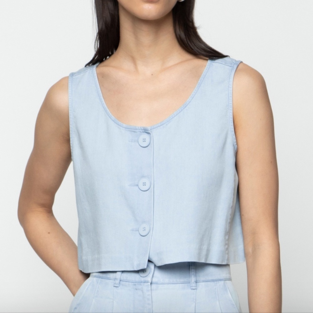 NWT OAK+FORT LIGHT BLUE CROP TANK TOP-XS